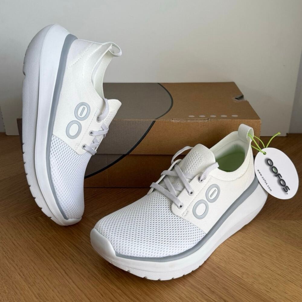 OOFOS OOMY Stride White/Grey Women Recovery Sneaker - SZ 6 - Picture 1 of 9